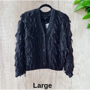 SHAGGY SWEATER NWOT LARGE HYFVE